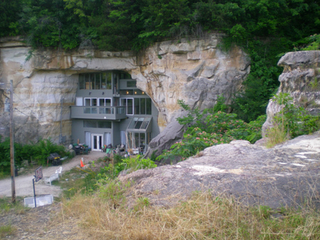 Illustration for article titled This Might Be the Nicest Inhabitable Cave Ever